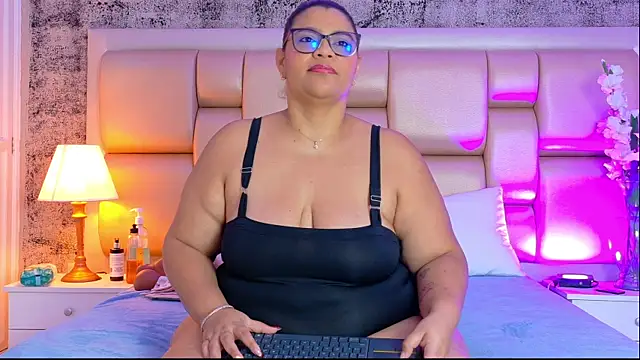 Snapshot of SelennaCooper chatting on 19, 4, 2026 SelennaCooper online show from 19, 4, 2026