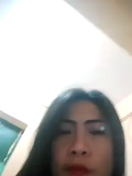 Snapshot of samia1424 chatting on 16, 11, 2025 samia1424 online show from 16, 11, 2025