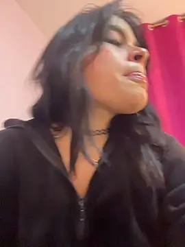 Sophie wyld online show from 20, 11, 2025