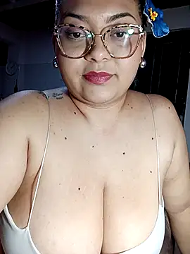 Snapshot of Anna_Lucia88 chatting on 13, 7, 2026 Anna Lucia88 online show from 13, 7, 2026