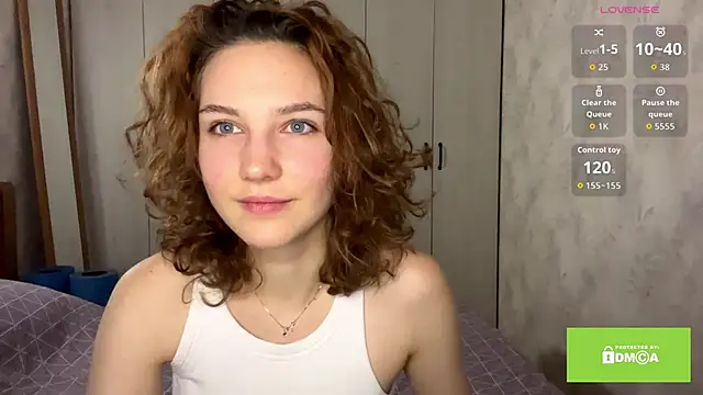 Snapshot of CatherineSaretto chatting on 30, 11, 2025 CatherineSaretto online show from 30, 11, 2025