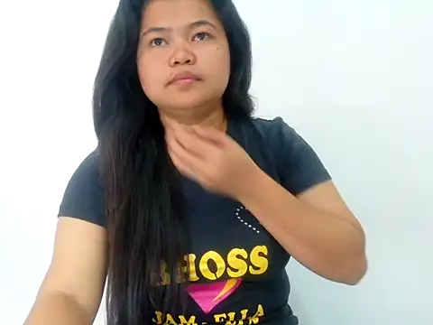 Snapshot of Sweetbigtits_69 chatting on 6, 2, 2026 Sweetbigtits 69 online show from 6, 2, 2026