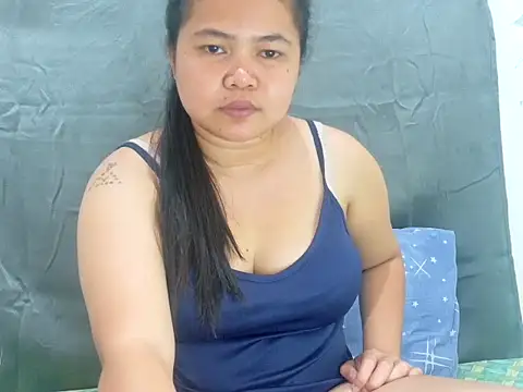 Snapshot of Sweetbigtits_69 chatting on 16, 2, 2026 Sweetbigtits 69 online show from 16, 2, 2026