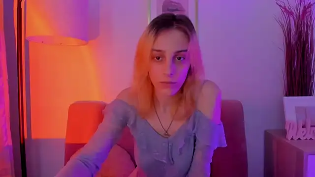 MiilaGlow online show from 4, 12, 2025