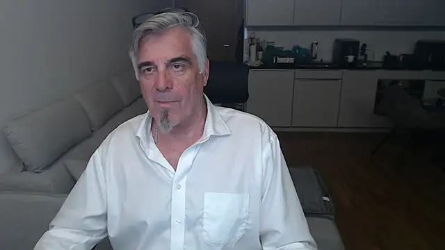 Buidapest online show from 5, 4, 2026