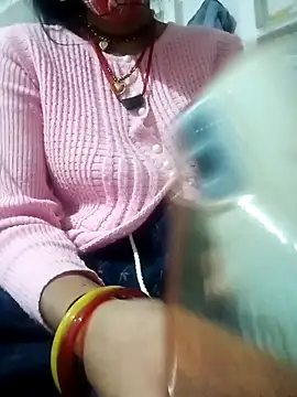 Anushasharma89 online show from 14, 12, 2025