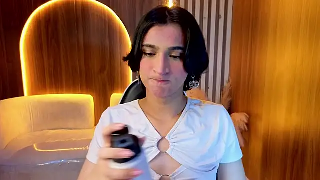 Snapshot of zoe_tp chatting on 16, 1, 2026 zoe tp online show from 16, 1, 2026