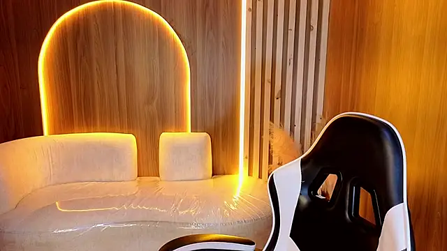 Snapshot of zoe_tp chatting on 9, 2, 2026 zoe tp online show from 9, 2, 2026