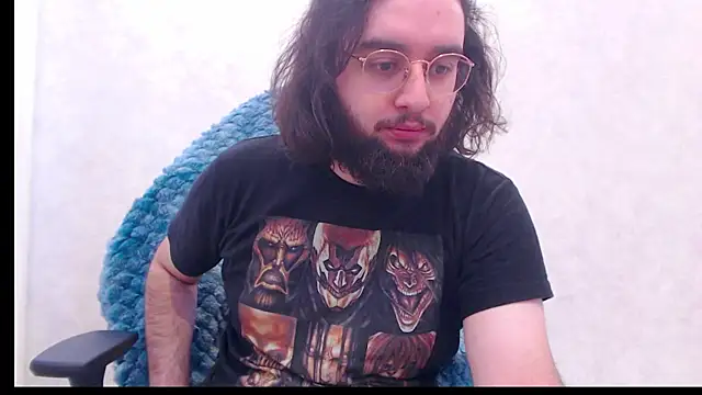 Snapshot of eren_jaeger2000 chatting on 12, 6, 2026 eren jaeger2000 online show from 12, 6, 2026
