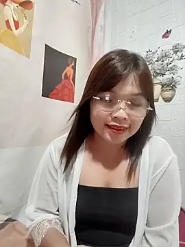 Snapshot of Cover-baa chatting on 2, 5, 2026 Cover-baa online show from 2, 5, 2026