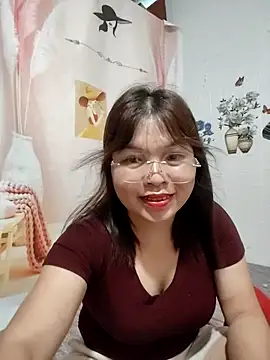 Snapshot of Cover-baa chatting on 16, 5, 2026 Cover-baa online show from 16, 5, 2026