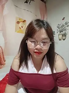 Snapshot of Cover-baa chatting on 17, 6, 2026 Cover-baa online show from 17, 6, 2026