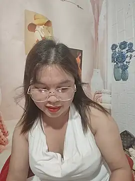 Snapshot of Cover-baa chatting on 5, 7, 2026 Cover-baa online show from 5, 7, 2026