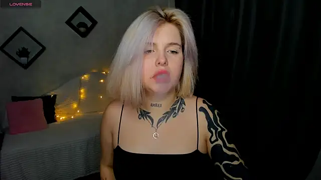 shadow  purrr online show from 4, 12, 2025