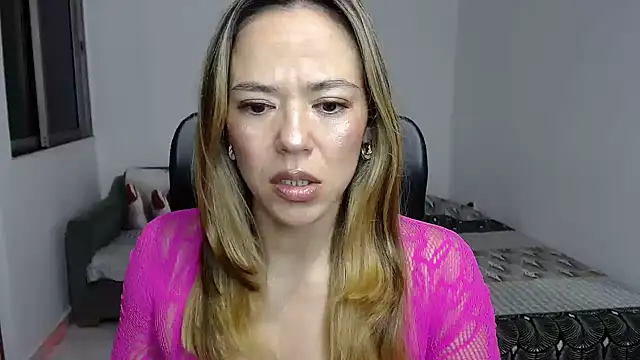 Snapshot of Annie_Cervantez chatting on 29, 5, 2026 Annie Cervantez online show from 29, 5, 2026