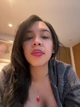 Snapshot of Esmerald_1111 chatting on 1, 12, 2025 Esmerald 1111 online show from 1, 12, 2025