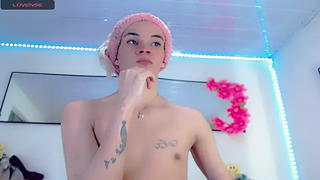 Karla hot777 online show from 23, 4, 2026