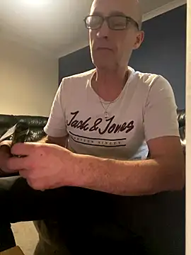 Snapshot of grant38com chatting on 22, 11, 2025 grant38com online show from 22, 11, 2025