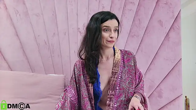 AnnaHarperX online show from 8, 1, 2025