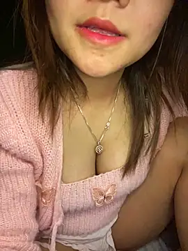 Snapshot of Sunset-yll chatting on 7, 2, 2026 Sunset-yll online show from 7, 2, 2026