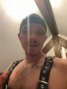 Snapshot of auto38000 chatting on 19, 11, 2025 auto38000 online show from 19, 11, 2025