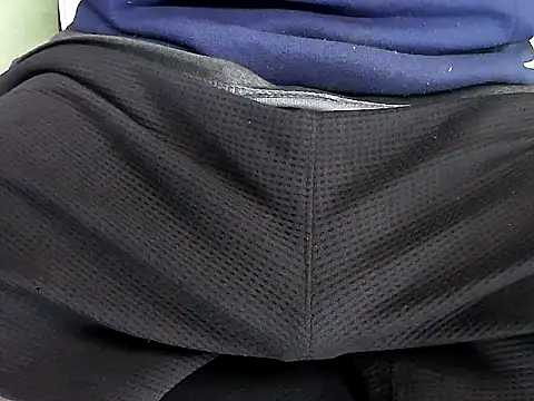 Snapshot of localboybbsr chatting on 14, 12, 2025 localboybbsr online show from 14, 12, 2025