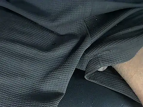 Snapshot of localboybbsr chatting on 22, 12, 2025 localboybbsr online show from 22, 12, 2025