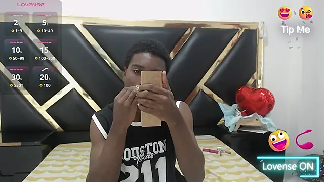 NoahJhonson69 online show from 16, 2, 2026