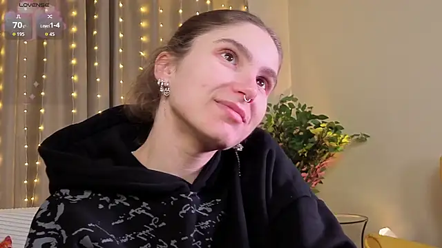 RozanneJordan online show from 10, 1, 2026