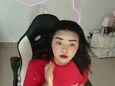 Luna lexy04 online show from 10, 6, 2026