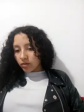 pettymoon1 online show from 13, 12, 2025