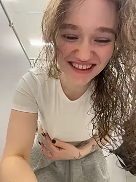 RussianWoman online show from 8, 4, 2026