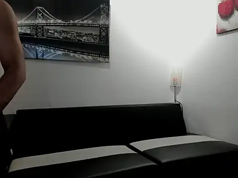 Snapshot of maikol_twinkx chatting on 7, 5, 2026 maikol twinkx online show from 7, 5, 2026