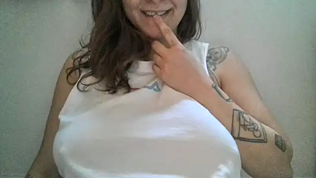 xxxluana online show from 9, 4, 2026