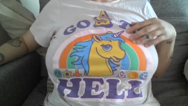 xxxluana online show from 8, 6, 2026