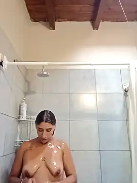 Snapshot of cata_bronw chatting on 4, 2, 2026 cata bronw online show from 4, 2, 2026