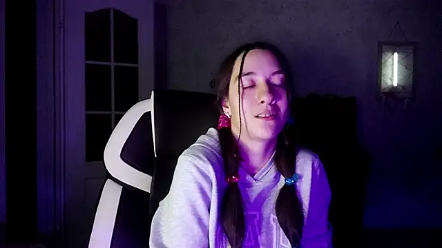 NildaGerrero online show from 20, 11, 2025