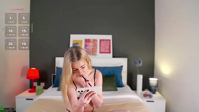 EmilyNoiri online show from 26, 11, 2025