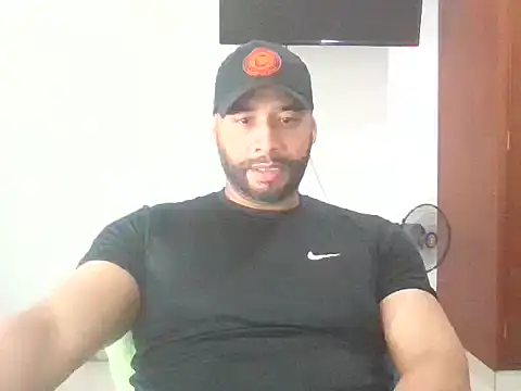 musclehetero online show from 17, 12, 2025