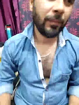 Cute Lucky online show from 5, 2, 2026