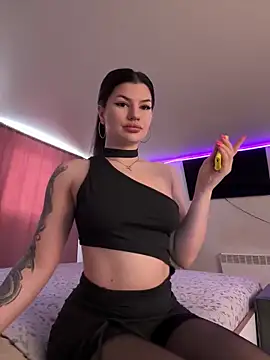 -MaybeBaby- online show from 27, 2, 2026