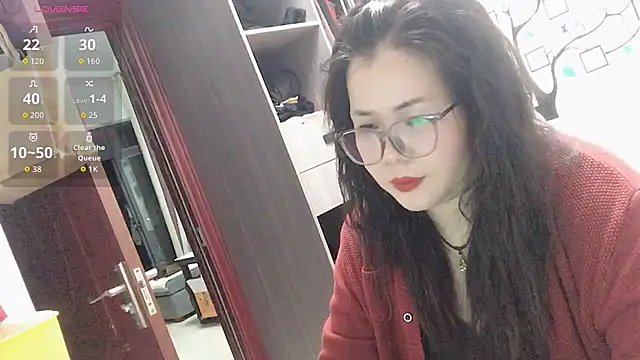 Huahua3187 online show from 1, 12, 2025