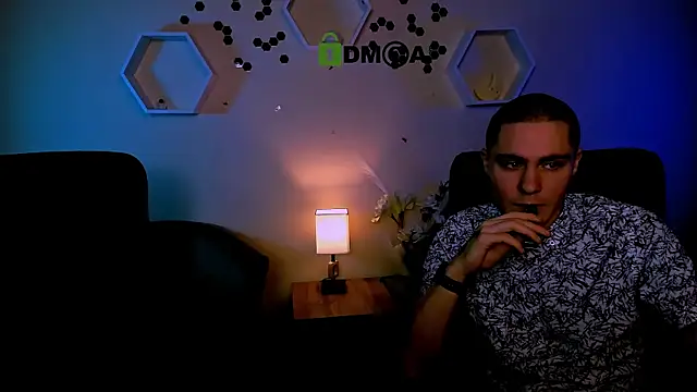 Snapshot of fred_strong chatting on 21, 11, 2025 fred strong online show from 21, 11, 2025