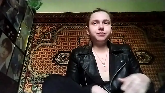 KikiBang online show from 28, 11, 2025