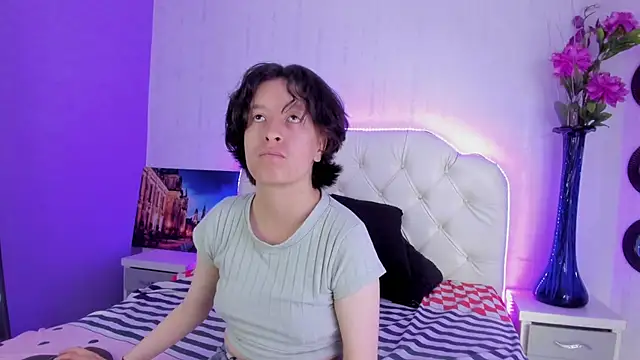 Snapshot of CoralAndOcean_ chatting on 27, 11, 2025 CoralAndOcean online show from 27, 11, 2025