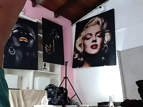 crissex3 online show from 16, 2, 2026