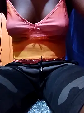 Snapshot of AngelaGraceY chatting on 23, 11, 2025 AngelaGraceY online show from 23, 11, 2025