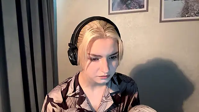 Snapshot of Cindi_Jacobs chatting on 29, 11, 2025 Cindi Jacobs online show from 29, 11, 2025