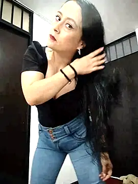 danielita1414 online show from 15, 1, 2026