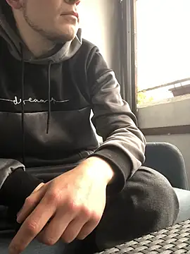 Spielzeugtwink online show from 12, 5, 2026